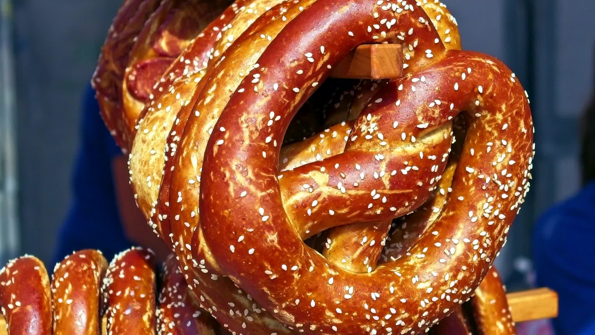 Thumbnail image for Ask Grandma Carol