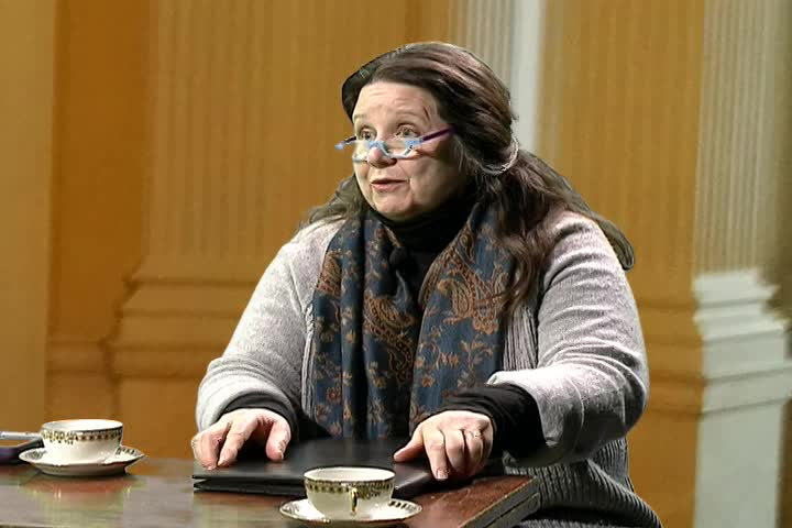 Mrs. President Lincoln: White House Visitor Travels Back in Time from 2015 to 1865